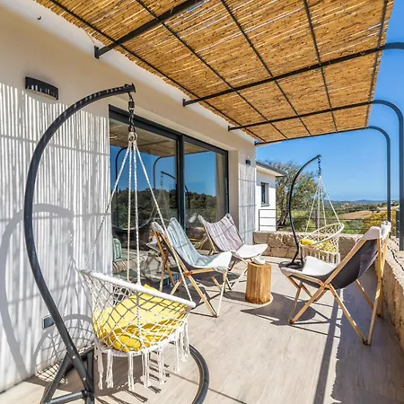 Casa Pietranera Порто-Веккьо